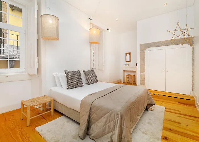 Whome Elegant Flat In A Top-notch Location *